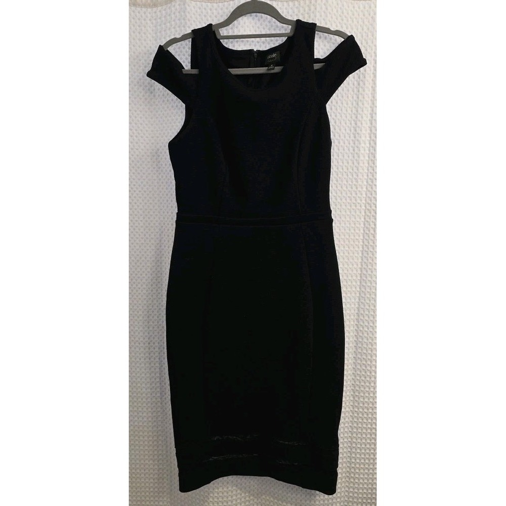 Nicole Miller Solid Black Short Cap/OFF The Shoulder Sleeve Dress‎ Size M